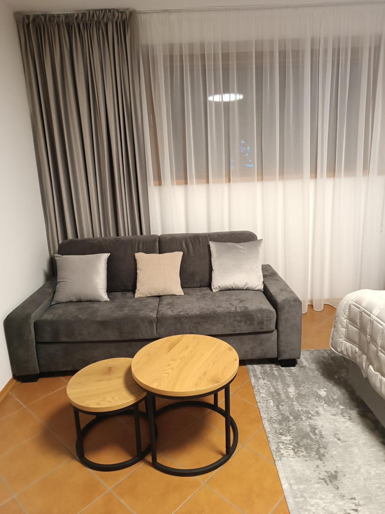 3 Bathrooms Apartman Mimi Liptovský Mikuláš Exteriör bild